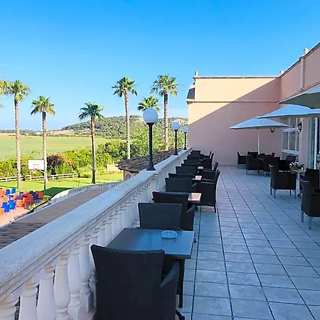 Szálloda Arenas De 4*