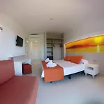 Hotel Arenas De 4*
